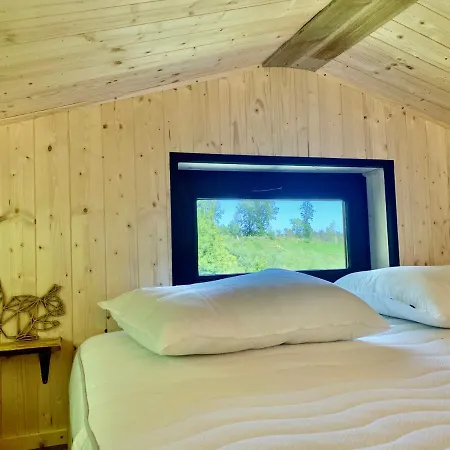 Luxury tent La Cabane De Sports In Lux *