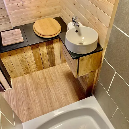 La Cabane De Sports In Lux Luxury tent Herbeumont